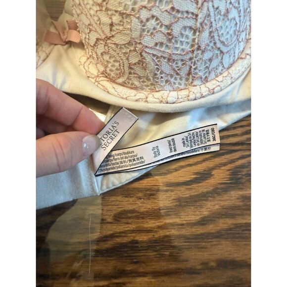 Victoria's Secret Floral Pink Lace Body Padded Lined Demi Bra White Size 36C - Picture 4 of 4